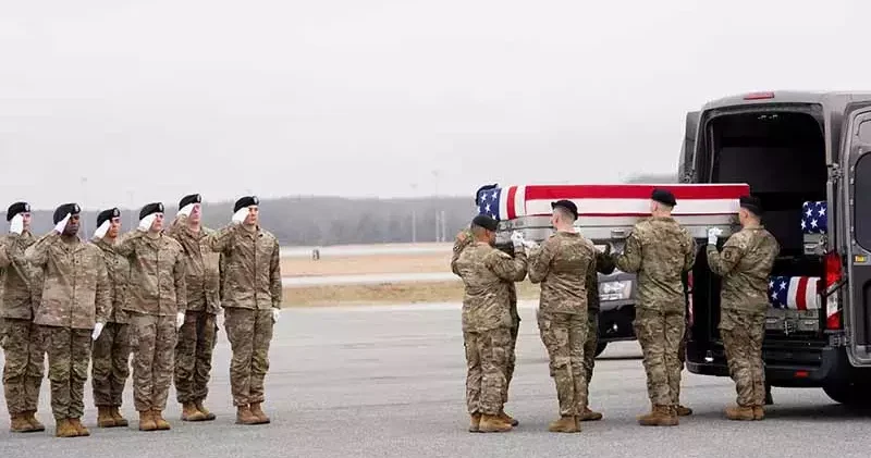 ABD askerlerinin cenazeleri ülkelerine getirildi
