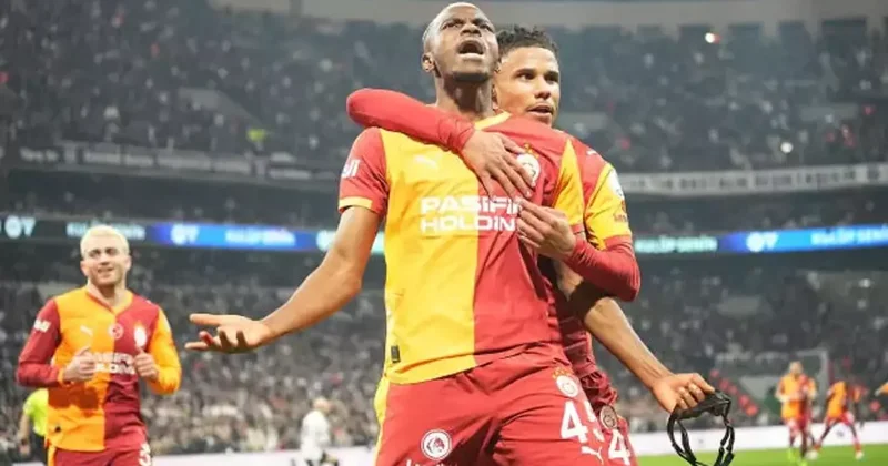 Osimhen den galibiyet sözleri: Savunmaya çağırdılar