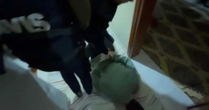 30 bin lira için havaya ateş açtı: Parasını alamadan cezaevine gitti