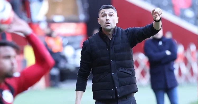 Burak Yılmaz dan istifa tepkilerine yanıt! Bu iş korkakların işi değil