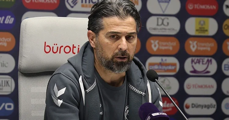 İlhan Palut tan hakem serzenişi: Tarihi VAR skandallarından!