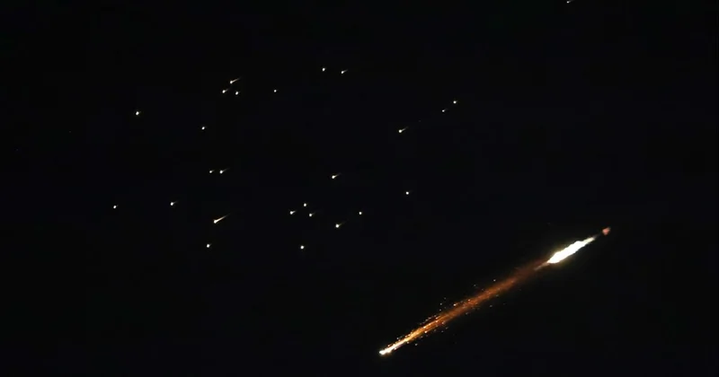 İran: ABD ve İsrail’e ait 200 nokta füzelerle hedef alındı