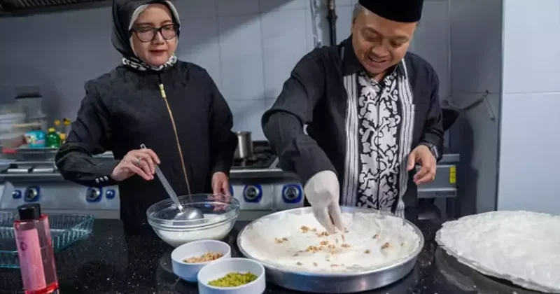 Endonezya nın Ankara elçisi güllaç için mutfağa girdi