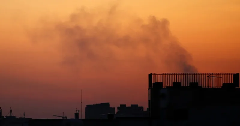 SON DAKİKA ABD/İsrail İran savaşında 9. Gün: Tahran’da peş peşe patlamalar: 3 petrol depolama tesisi vuruldu