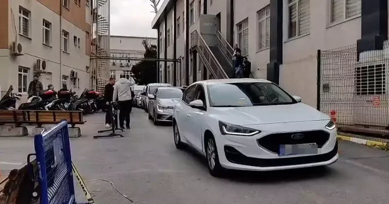 Terör saldırısında polislerin müdahalesiyle dalga geçmişlerdi! Gözaltına alındılar