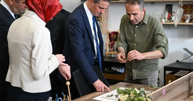 Erzurum da Sanatın diliyle değerlerimiz sergisi açıldı Erzurum Haberleri