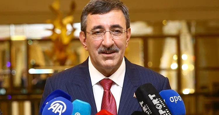 Cumhurbaşkanı Yardımcısı Cevdet Yılmaz: Savaşın sona ermesi için büyük bir diplomatik çaba içindeyiz