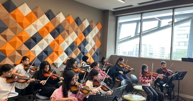 Şehitkamil Sanat Akademisi nde eğitimler başladı Sanatın her dalı Şehitkamil de hayat buluyor Gaziantep Haberleri