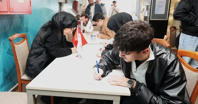 Osmangazi de vatandaşlara iş olanağı sağlayan buluşmalar Vatandaşlar istihdam buluşmalarıyla iş sahibi oluyor Bursa Haberleri