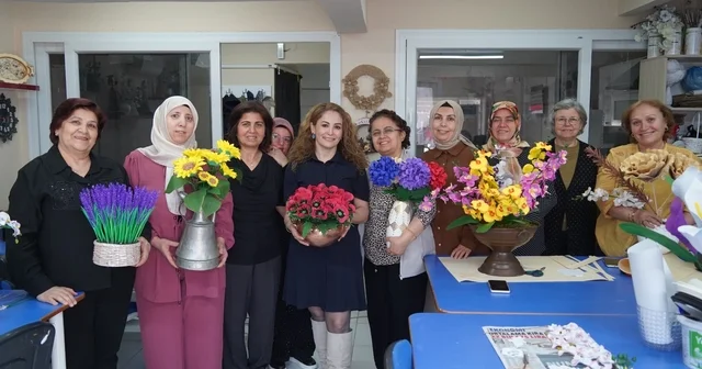 Atıklar kadınların elinde sanata dönüşüyor Manisa Haberleri