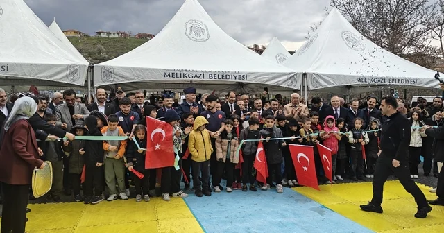 Sağlık ERVA Spor Kulübü yeni yerinde hizmette Kayseri Valisi Gökmen Çiçek: Emekler artarak devam edecek Kayseri Haberleri