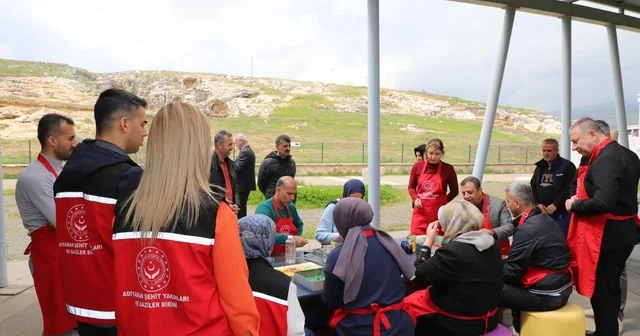 Şehit yakınları ve gaziler, Perre Antik Kenti nde ebru sanatıyla buluştu Adıyaman Haberleri