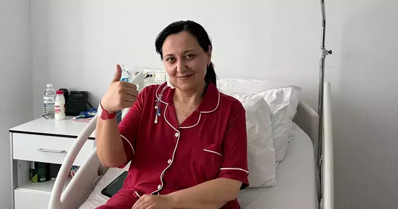 Özbek hasta, Türkiye de sağlığına kavuştu