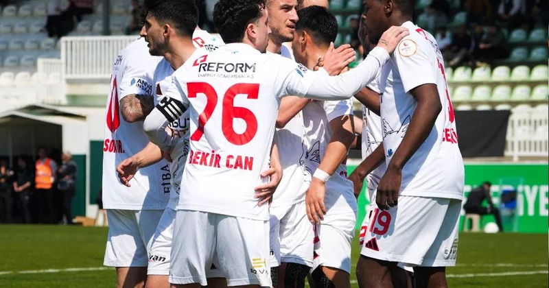 Vanspor, Serik Spor karşısında farka koştu