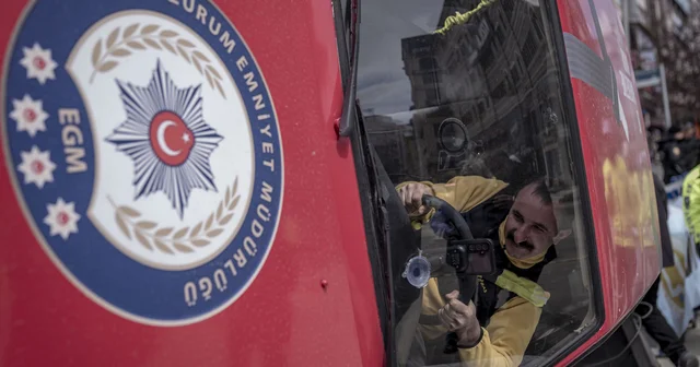Erzurumlular emniyet kemerinin hayat kurtardığını simülasyon aracında deneyimledi Erzurum Haberleri