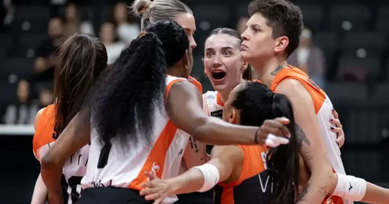 Eczacıbaşı Dynavit evinde Zeren Spor u 3 1 le geçti, seriyi 1 0 yaptı Voleybol Haberleri Spor