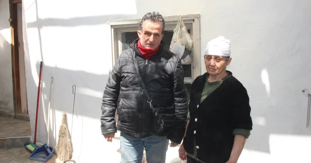 Menteşe de küle dönen evleri için iki kardeş yardım bekliyor Muğla Haberleri