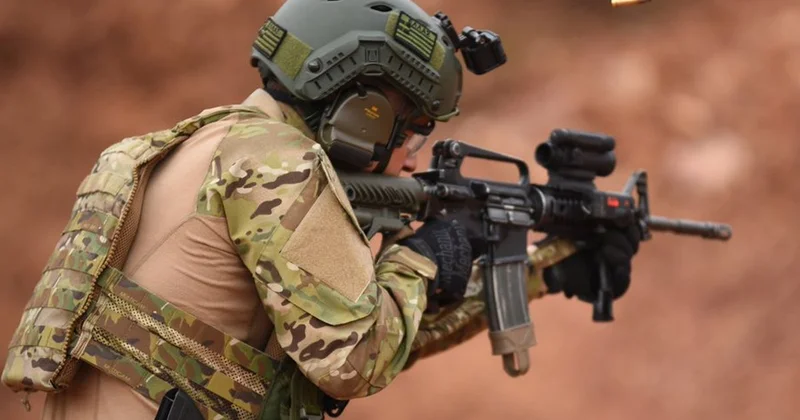 Yunan Albay Çin için Casusluk Yaparken Yakalandı