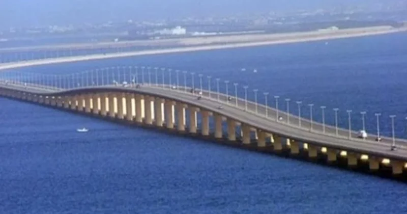 İki ülkeyi birbirine bağlayan dev köprüde ulaşım durdu Sözcü Gazetesi