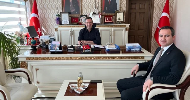 Suluova Vergi Dairesi Müdürü Şekercan dan Kaymakam Gürçam a ziyaret Amasya Haberleri