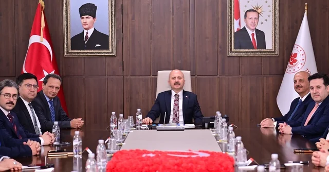 Vali Varol, vali yardımcıları ve kaymakamlarla bir araya geldi Aydın Haberleri