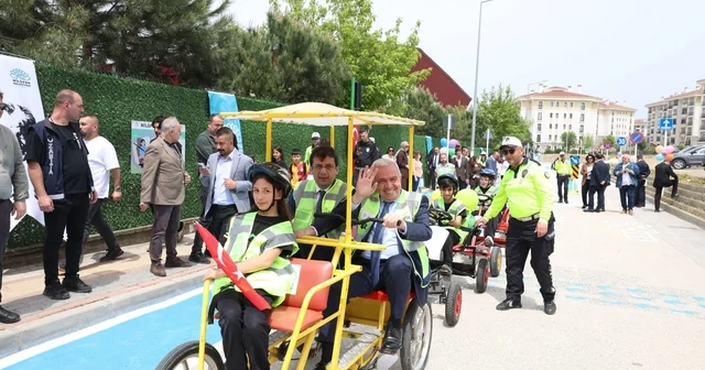 Kızılcıklı Mahallesi nde Trafik Eğitim Sokağı açıldı Bursa Haberleri