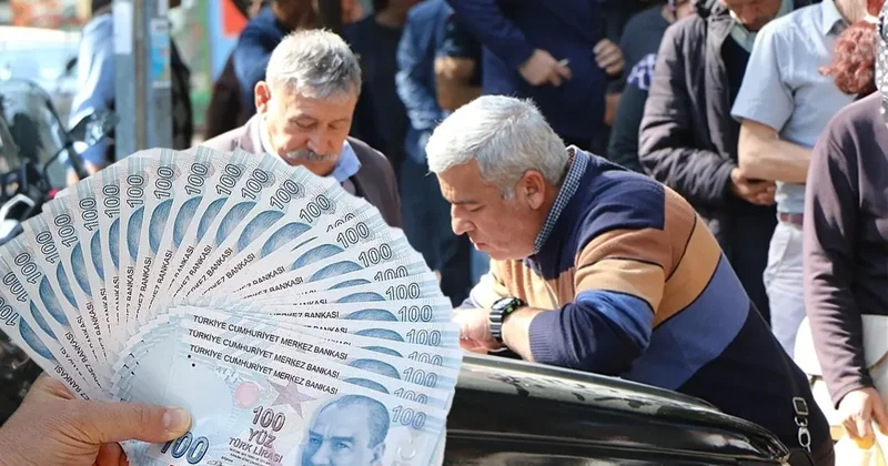 Emeklilere müjdeli haber: Bayram öncesi sürpriz!