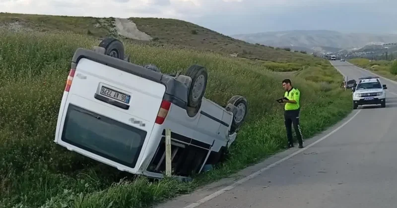 Ankara da kontrolden çıkan minibüs devrildi: 1 ölü