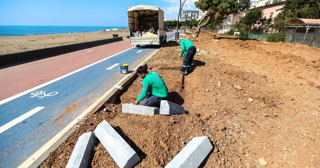 Mezitli de parklar yenileniyor Mersin Haberleri