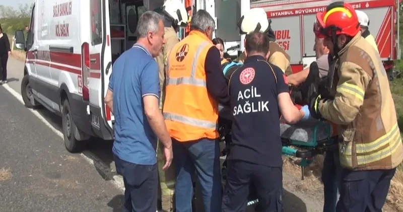 Sürücü seyir halinde bayıldı: Kamyonet refüje çarpıp takla attı!