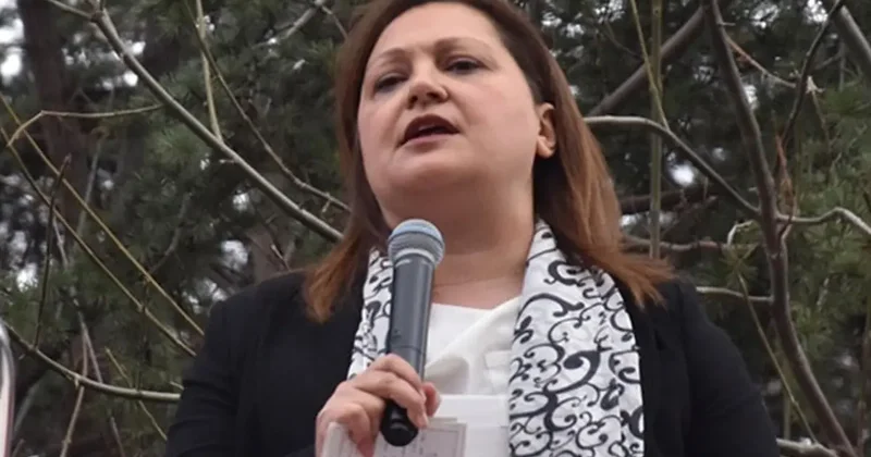 Burcu Köksal AK Parti ye geçiyorum diyerek duyurdu: Erdoğan ile yarım saat görüştük