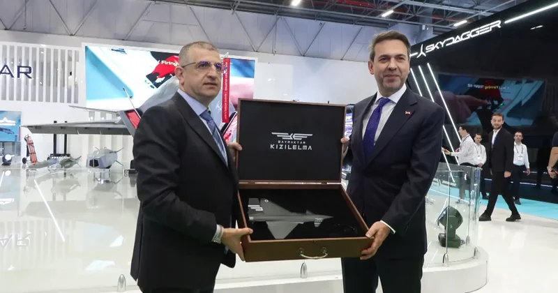 Bakan Bayraktar: Saha Expo bir iftihar vesilesi