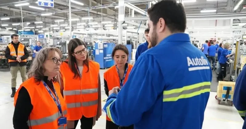 İsveçli otomotiv devi Türkiye den çekiliyor!