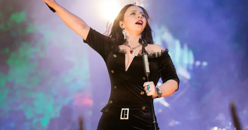İkinci konser biletleri de kapış kapış gitti: Şebnem Ferah için yine kuyruk oluştu Sözcü Gazetesi