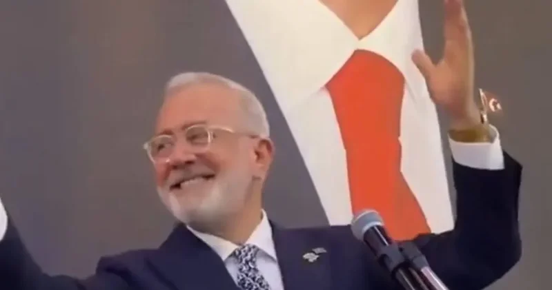 Bahadır Yenişehirlioğlu nun dansı AKP lileri de rahatsız etti! Saatinin fiyatını ifşa ettiler