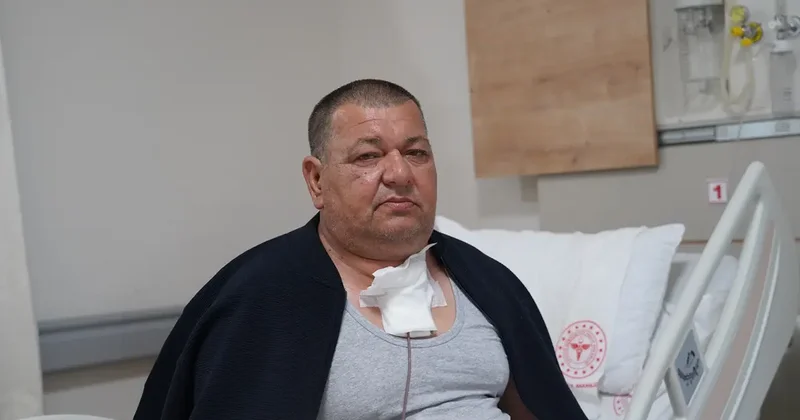 Nefes darlığı şikayetiyle gitti! Boynundan yarım kilo kitle çıkarıldı