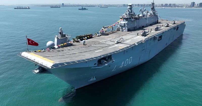 TCG Anadolu, SAHA 2026 da vatandaşların ziyaretine açıldı