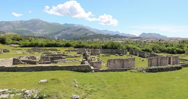 AVM dibinde kazı yaparken Antik Roma dan kalma villayı buldular