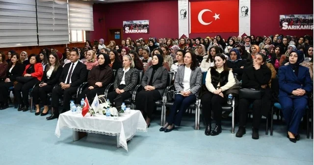 Kars ta koruyucu aile hizmeti için farkındalık toplantısı düzenlendi Kars Haberleri