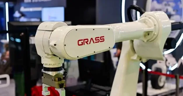 Türkiye nin yeni nesil endüstriyel robotu Gras seri üretime gün sayıyor