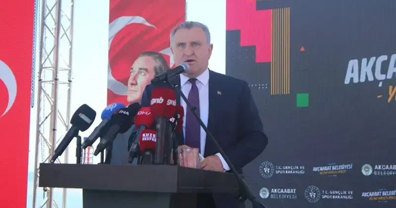 Bakan Bak: Gençlerimiz, toplumumuz obezite tehlikesi ile karşı karşıya