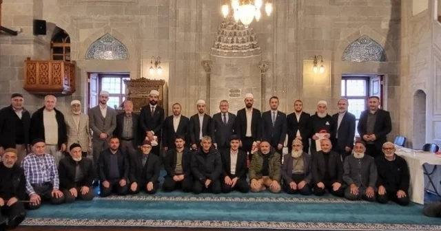 Hafızlık ve Kur an ı Kerim i güzel okumada yarıştılar Erzurum Haberleri