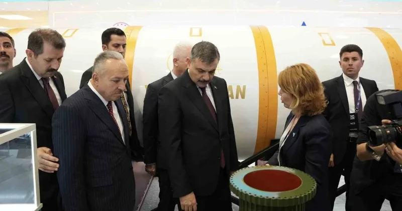 Bakan Çiftçi SAHA EXPO’da yerli ve milli ürünleri inceledi Gündem Haberleri