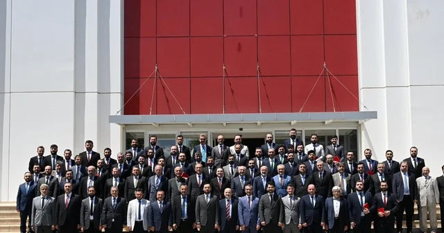 Denizli Valisi Köşger, Dini Yüksek İhtisas Eğitimi 3. Dönem Mezuniyet Programı na katıldı Denizli Haberleri