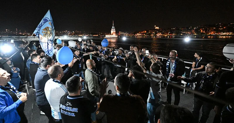 Erzurumspor FK, şampiyonluğu İstanbul Boğazı nda kutladı! Başkandan yeni stat müjdesi