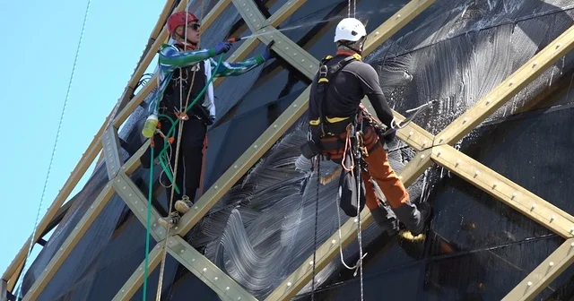 Dev çay bardağını endüstriyel dağcılar temizledi Rize Haberleri