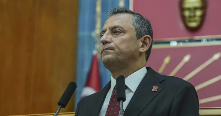 Özgür Özel: Derhal kurultay kararı alınmalıdır