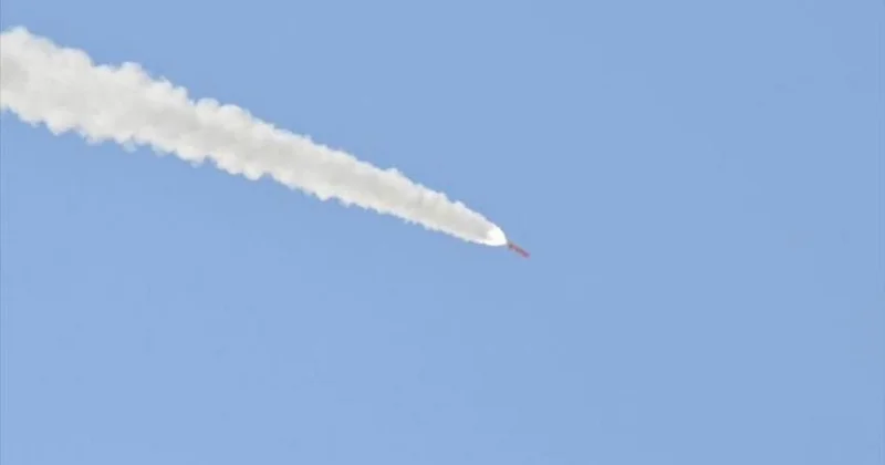 Yemen deki Husiler, İran a yönelik saldırıların ardından İsrail e balistik füze attı