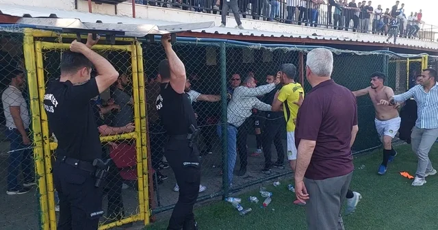 Şampiyonluk maçı sonrası kavga: 5 kırmızı kart çıktı Şanlıurfa Haberleri