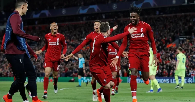 Şampiyonlar Ligi ve Premier Lig kazanmıştı! Yıldız golcü 31 yaşında emekli oldu